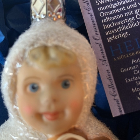 Inge Glass: Heirlooms- 2011 Snow Child Gingerbread/Heart GLASS Ornament- Germany - Picture 6 of 16